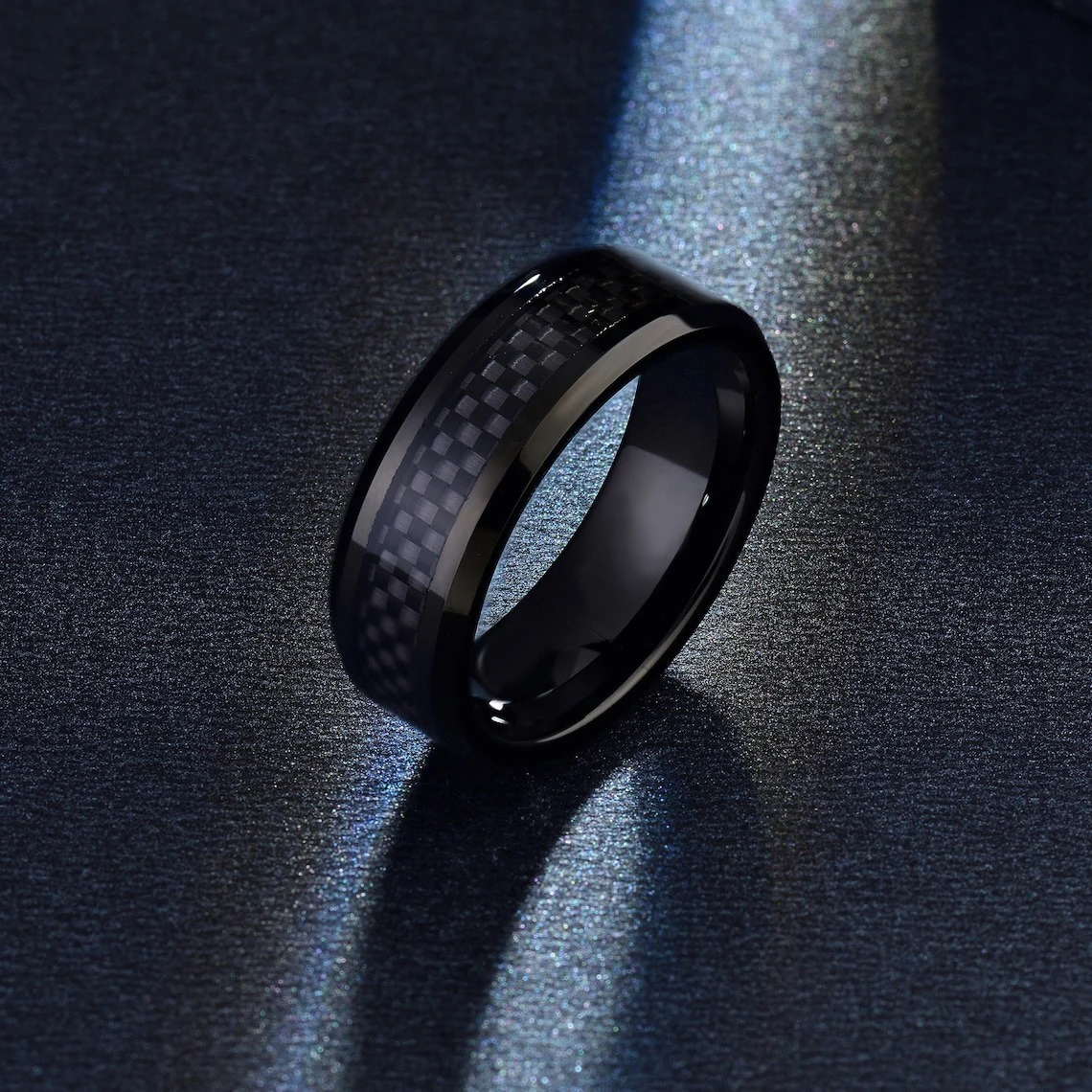 Fashion 8mm Men\'s Stainless Steel Ring Inlay Black Carbon Fiber Ring Wedding Engagement Jewelry Anniversary Gifts Drop Shipping