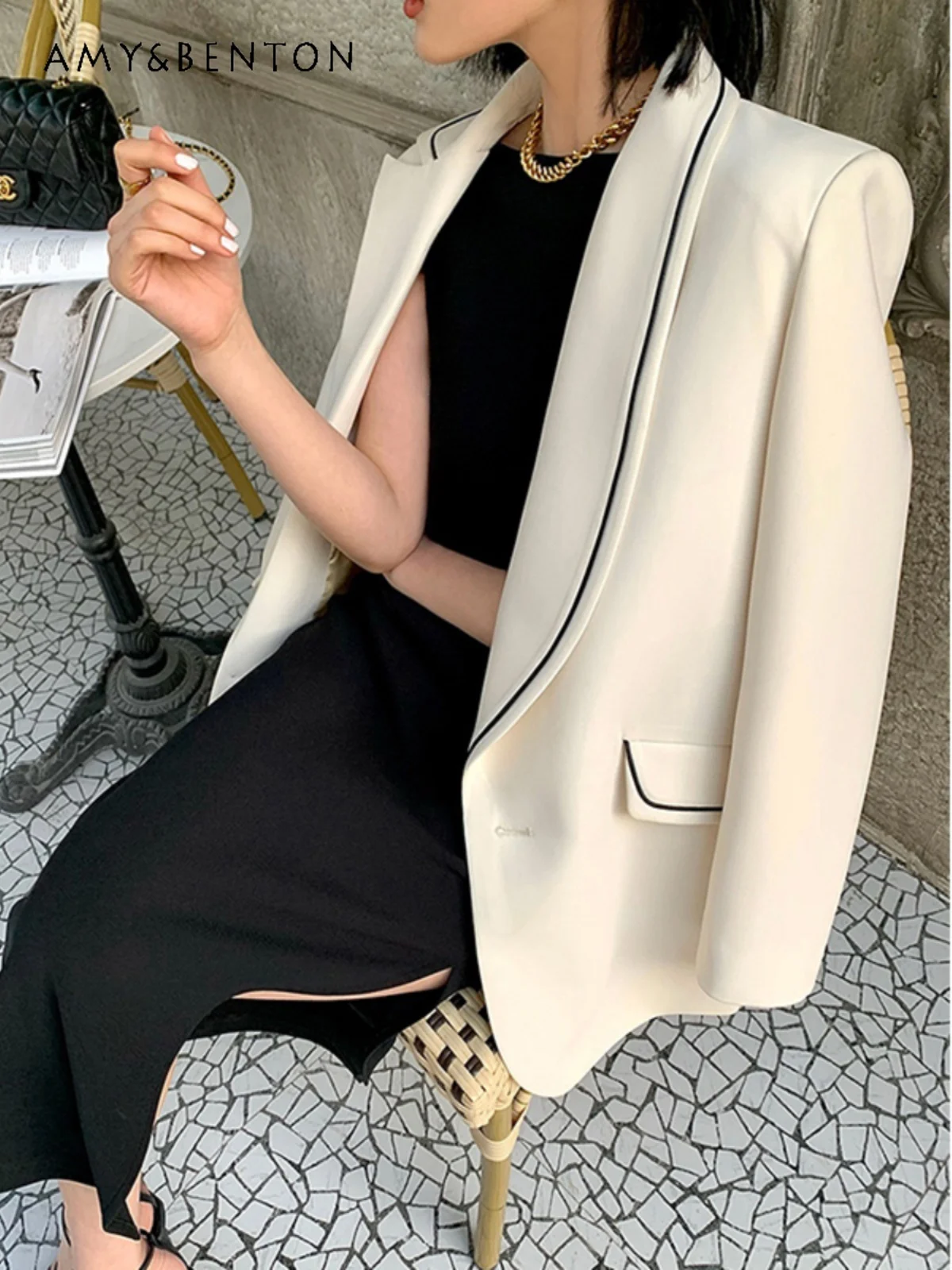 

2024 Autumn New French Fashion Lapel Patchwork Casual Professional Blazer High Sense Temperament Socialite White Coat Women