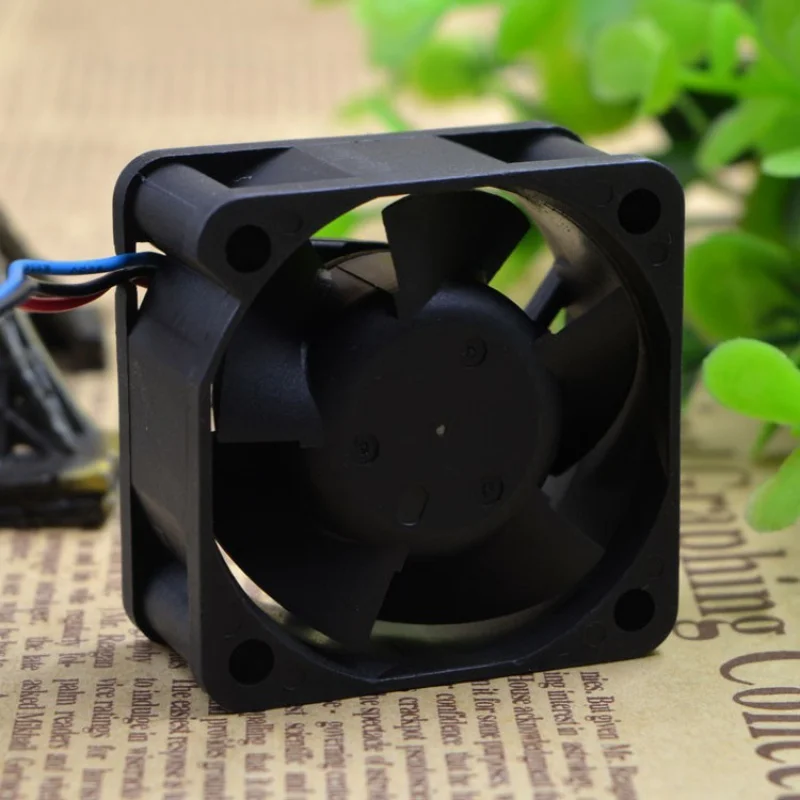 EFB0405MD-ROO 5V 0.24a Server Fan 4020 4cm EFB0405MD