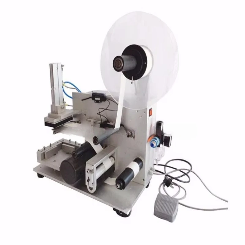 

The latest semi-automatic flat labeling machine is suitable for square bottles