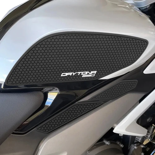 Imagen 2 del producto Para Daytona 660 Daytona660 2024 accesorios de motocicleta Protector de almohadilla de depósito pegatina calcomanía Gas rodilla agarre tanque almohadilla de tracción