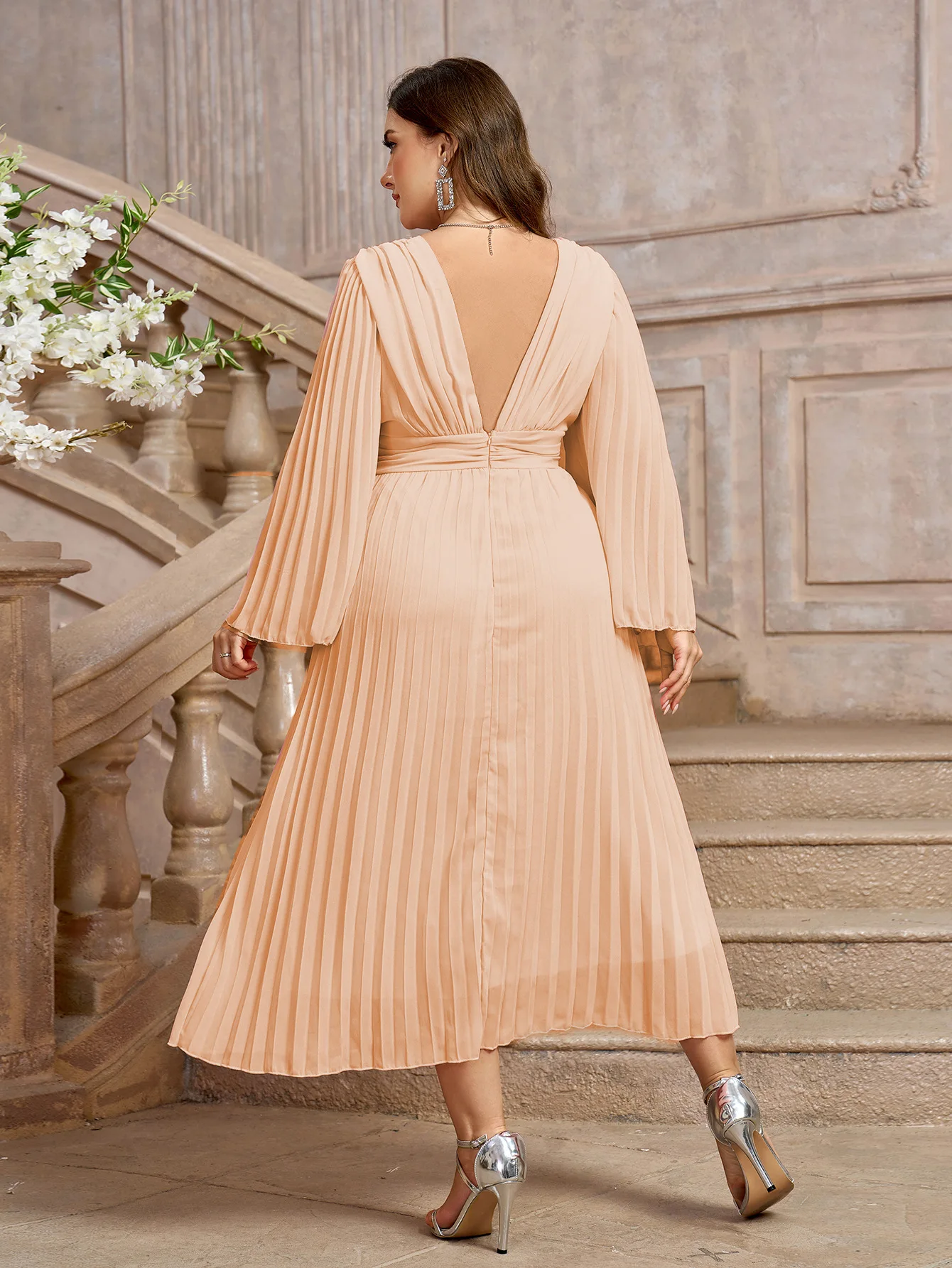 Elegant Double V-neck Pleated Tea Length Chiffon Plus Size Formal Party Mother Of the Bride Dress With Long Sleeves