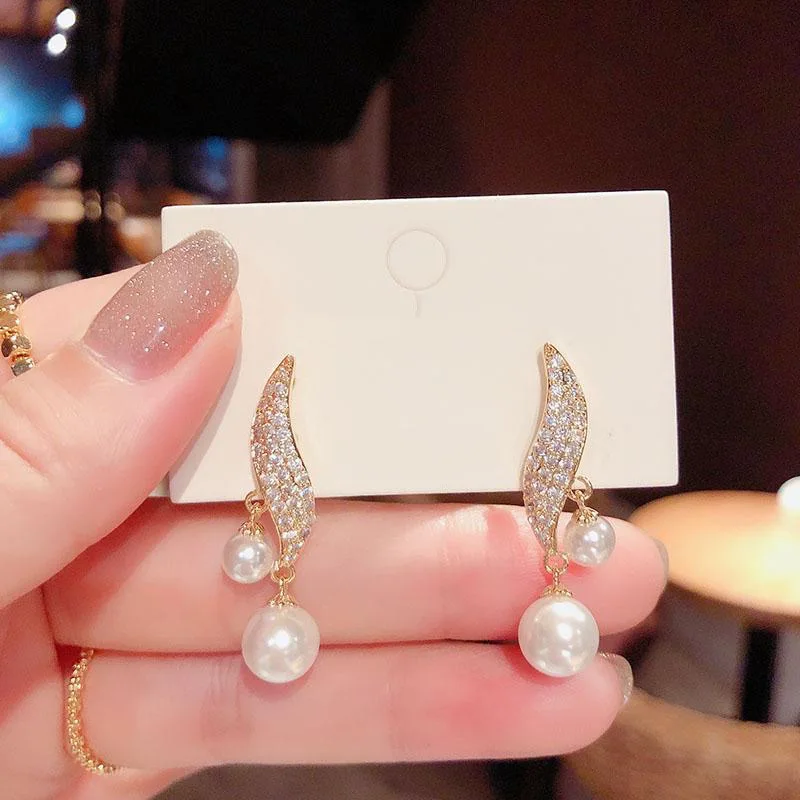 Twisted Full Rhinestone Double Imitation Pearl Drop Earrings Gold Elegant Long Dangle Earrings for Women Wedding Banquet Jewelry