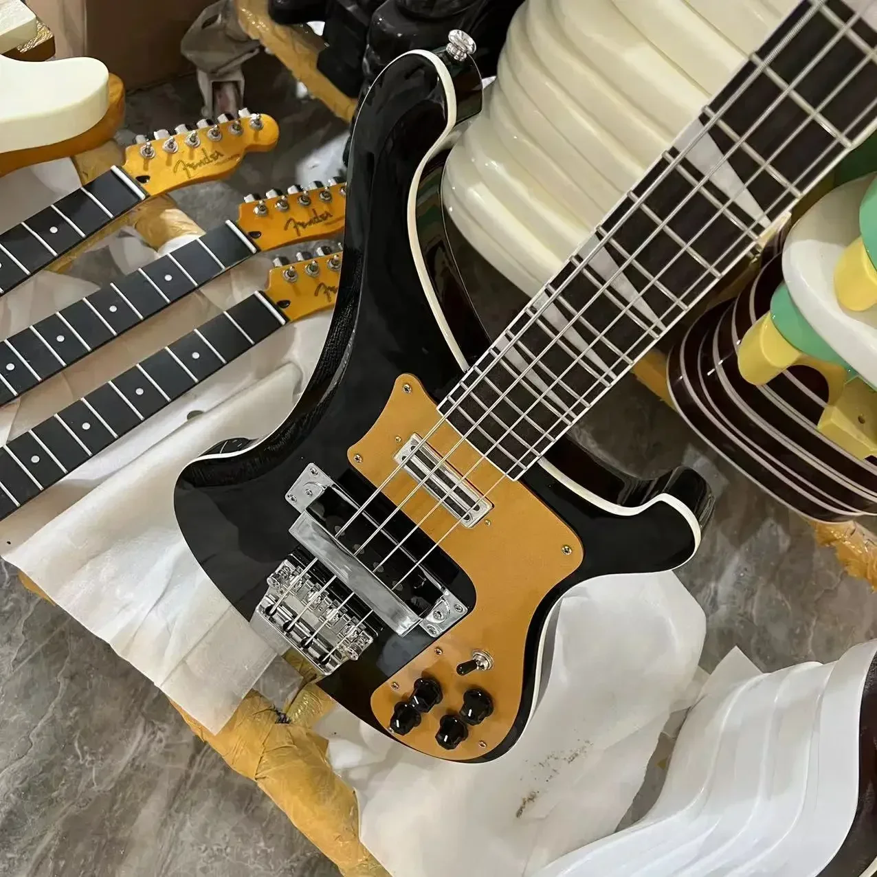 

gt240505Rickenbacker 4003, Bass Electric Guitar, Mahogany Body, Rosewood Fretboard, Black Color, High Quality Guitarra