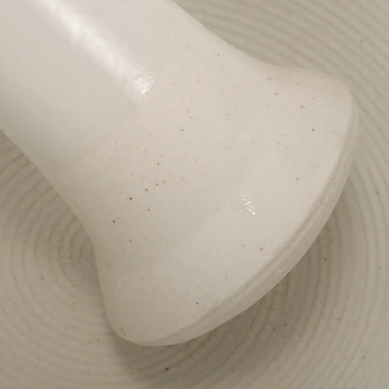 

1Set Ceramic Mortar and Pestle Set Heavy Duty Grinding Bowl for Garlic Ginger Spices Pills Seasoning Crush Pot Kitchen Tool