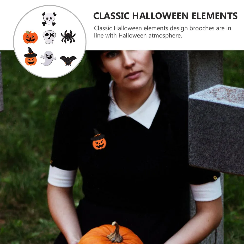 

Skull Pumpkin Decoration with Light Chic Glowing Brooches Creative Costume Accessories Decorations