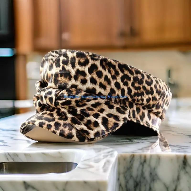 E56A Sofisticado Sombrero Cuero PU Leopardo Sombrero Pintor Cuero Informal con Leopardo para Uso Diario
