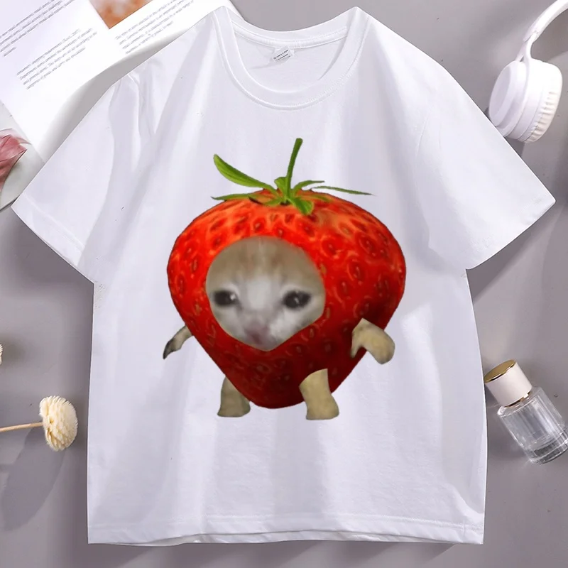 

Cute Fruit Strawberry Cat T-shirt for Men Women Funny Cute Graphic Tees O Neck Short-sleeved Tops Printed Casual Clothes
