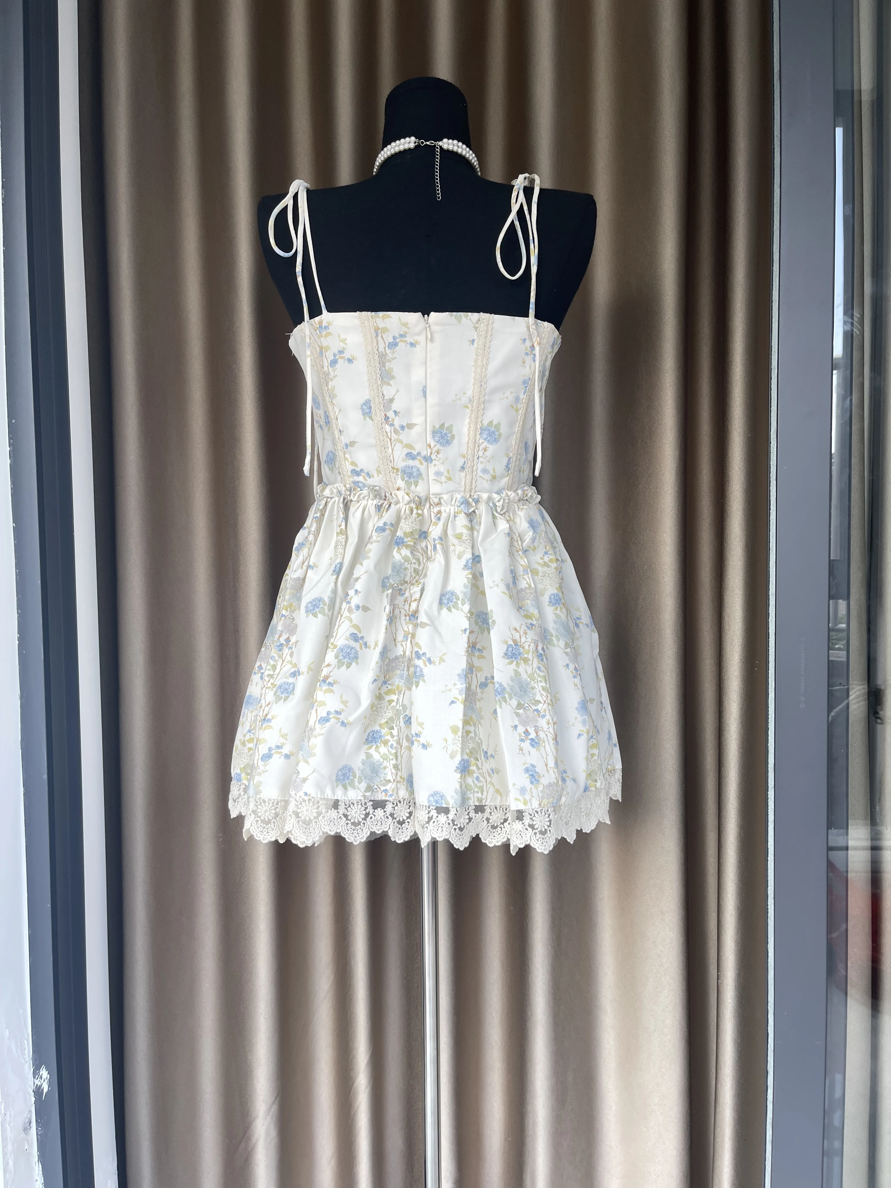 여성 섹시 민소매 플로럴 프린트 미니 드레스 우아한 이브닝 파티 프롬 가운 디자인 소녀 의류 클럽 쇼 생일 의상