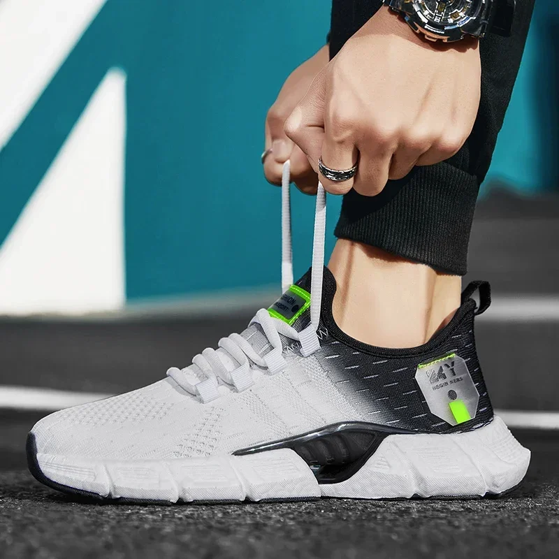 Nowe modne buty sportowe do biegania męskie trampki lekka oddychająca siateczka wygodne męskie buty na co dzień Outdoor Jogging Zapatos