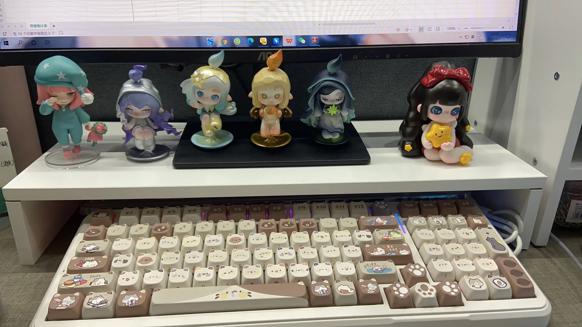 Notebook computer stand desktop computer screen desktop elevated desktop storage and storage pad elevated