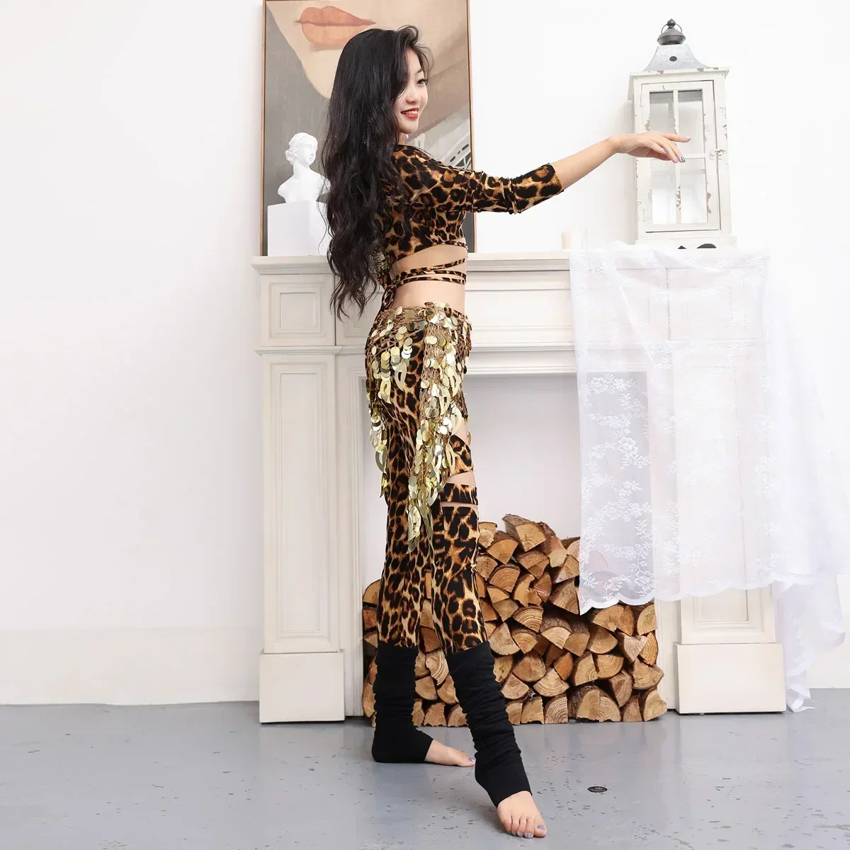 Conjunto de traje de dança do ventre com estampa de leopardo, calças superiores, cachecol de quadril, competição oriental, dança do ventre, roupa de prática profissional
