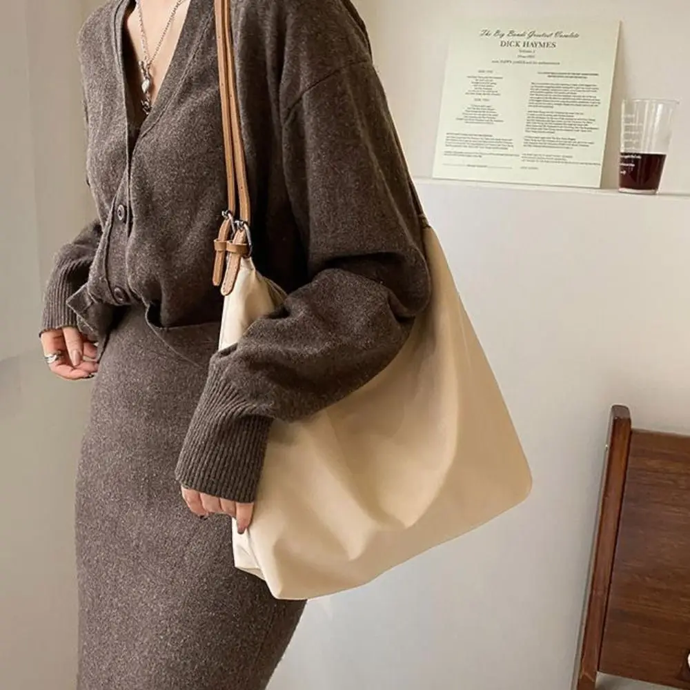 

Ins Large Capacity Pillow Shoulder Bag Pillow Bag Korean Style PU Dumpling Bag Solid Color Shopping Bag Tote Bag Outdoor