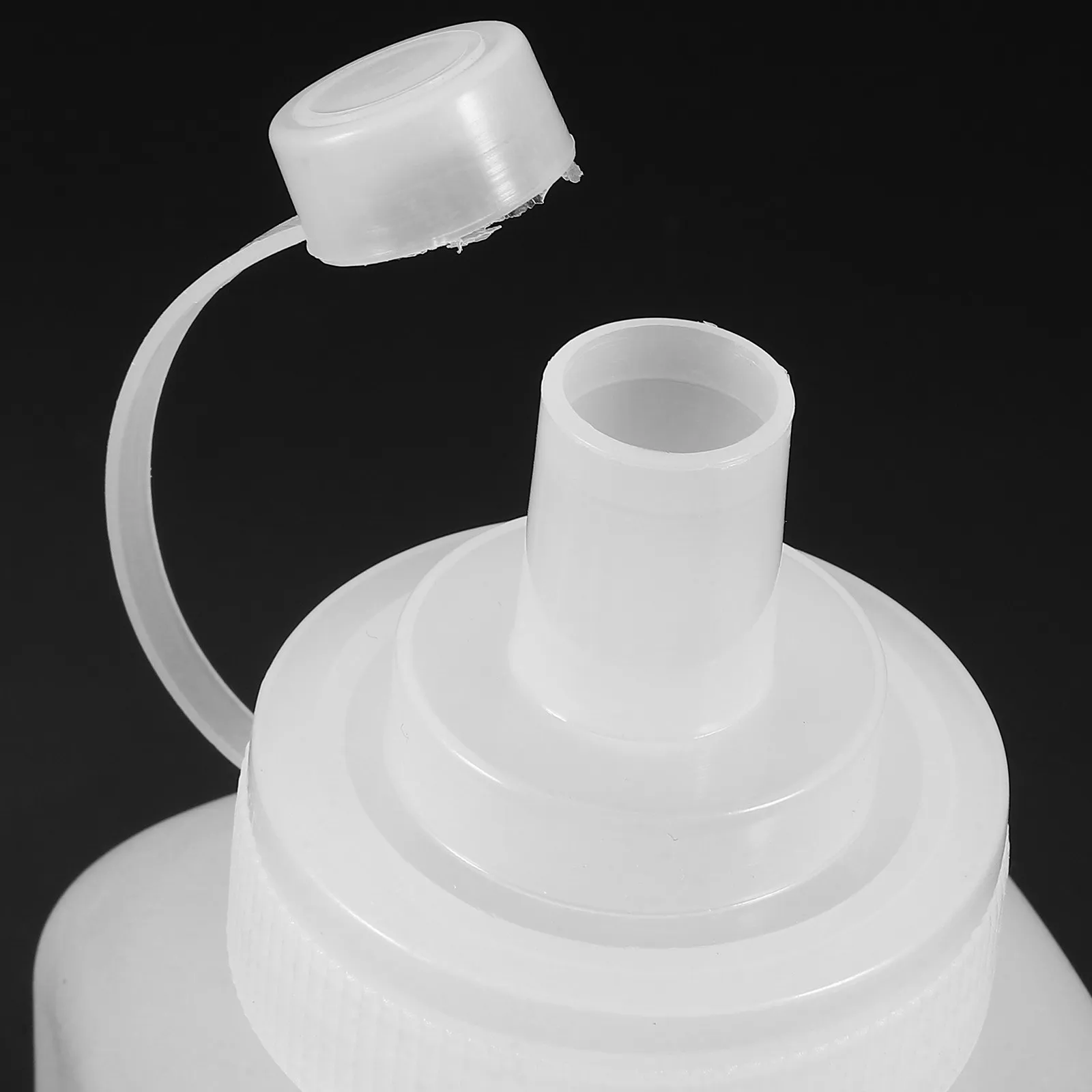 

2Pcs 800Ml Easy Grip Squeeze Bottles for Condiments Ketchup Mustard Mayo Hot Sauce Olive Oil Syrup Drizzle Bottle Refillable