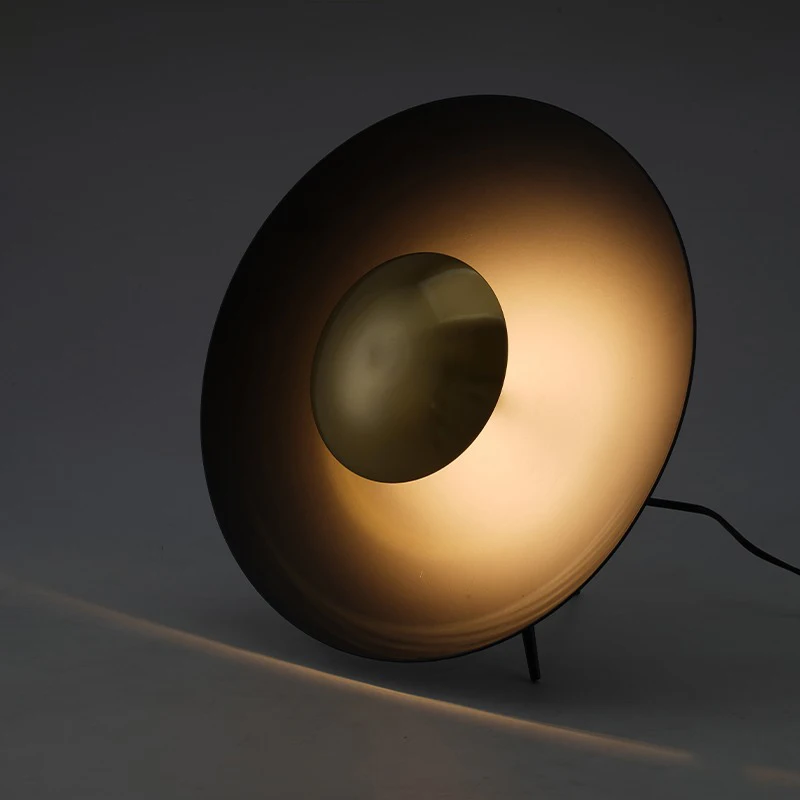 

Nordic original design bedroom bedside table lamp modern light luxury living room study room exhibition hall table lamp