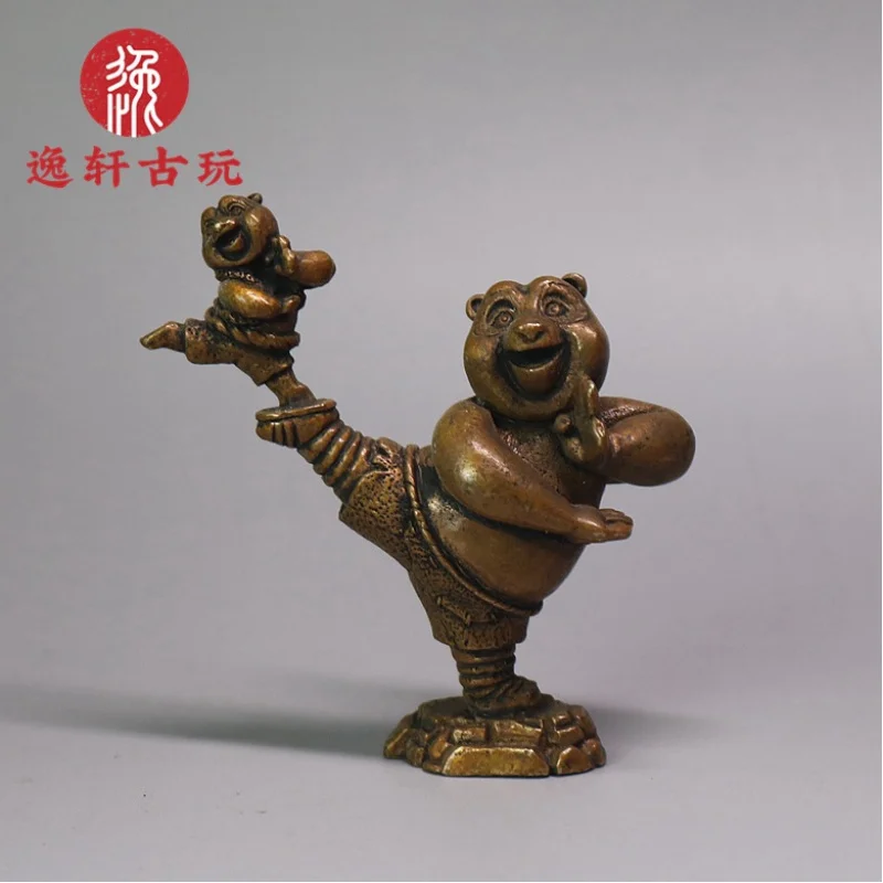 Estatuilla pequeña de Panda de Kung Fu de latón, personaje de dibujos animados bonito, estatua de cobre, artesanía Retro, decoración de escritorio, fabricante de estatuillas