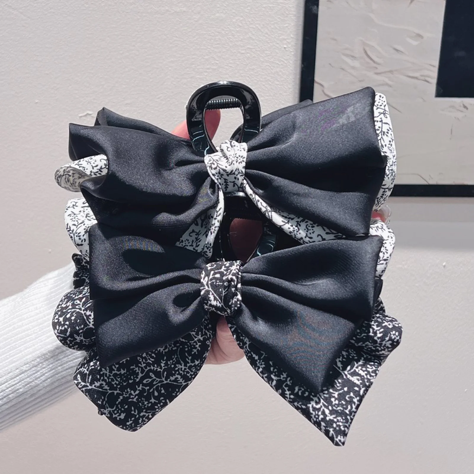 

Updo Shark Clips Hair Claw Barrettes With Bowknot Model Ponytail Holder Large Shark Updo Clips For Women And Girls Daily Use