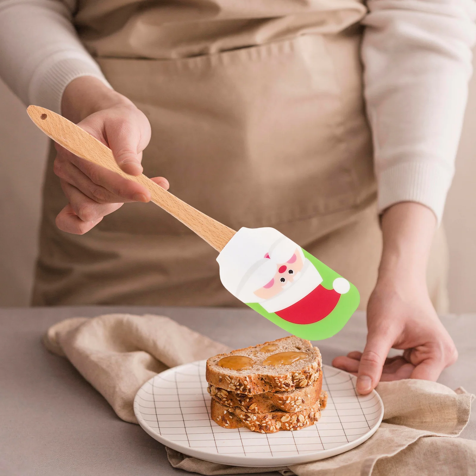 

3pcs Silicone Spatula With Wood Handle Christmas Kitchen Utensils Set Snowman Santa Claus Pattern Baking Tool For Mixing Butter