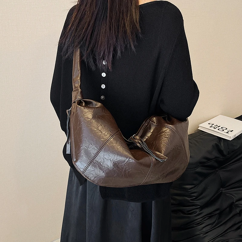 

Unique Luxury Diaper Bag For Women High-End Crossbody Handbag Designer Minimalist Vintage Large Capacity Leather Tote Bag