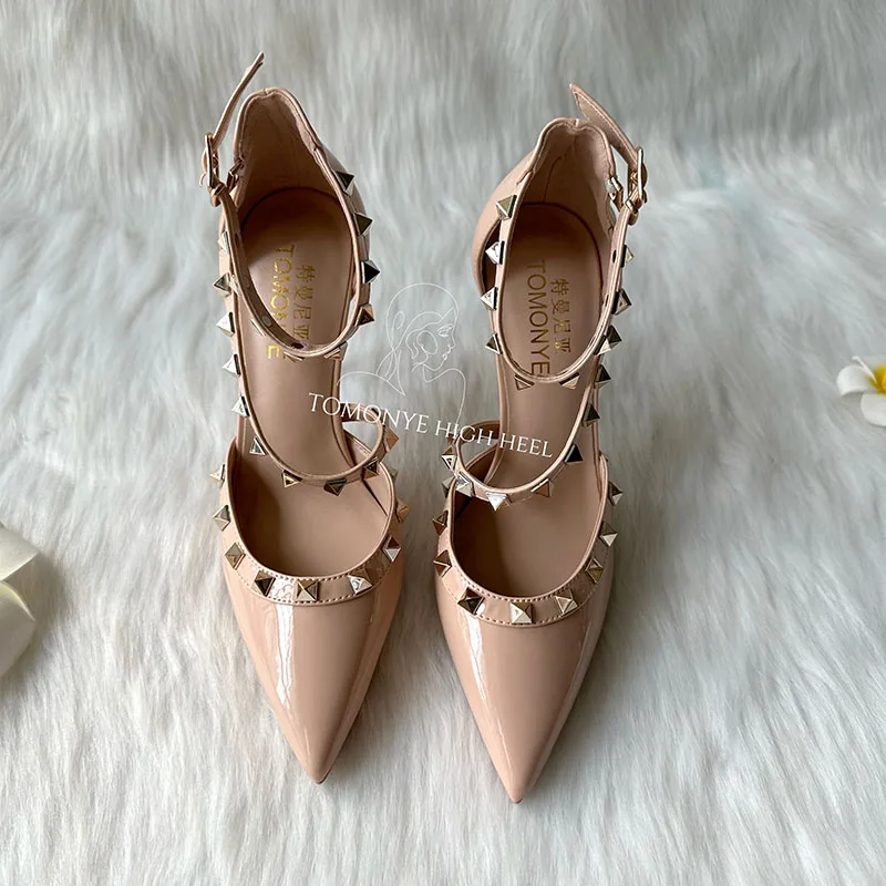 2024 New Collection Elegant Woman Shoes With Low Heels Nude Patent Stud Two Ankle Straps Pointed Toe Plus Size 46 Pump Luxury