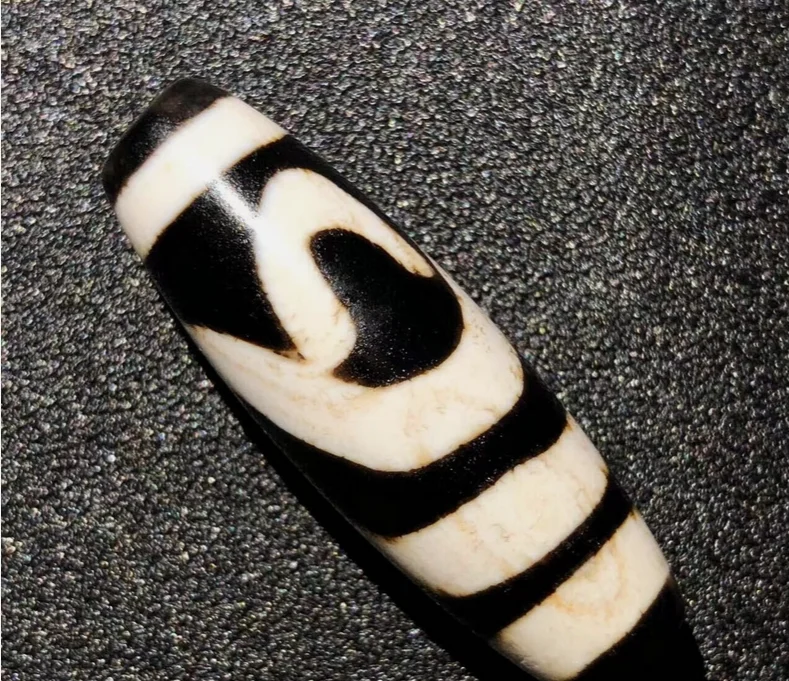 Magic Tibetan Old Agate special 2Eye Cinnabar Totem dZi Bead 12.5*38mmN008