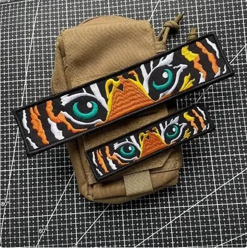 Tiger Hook and Loop Patches Domineering Embroidery Patch Cute Tiger Badge Paste Tactical Backpack Stickers DIY Decoration