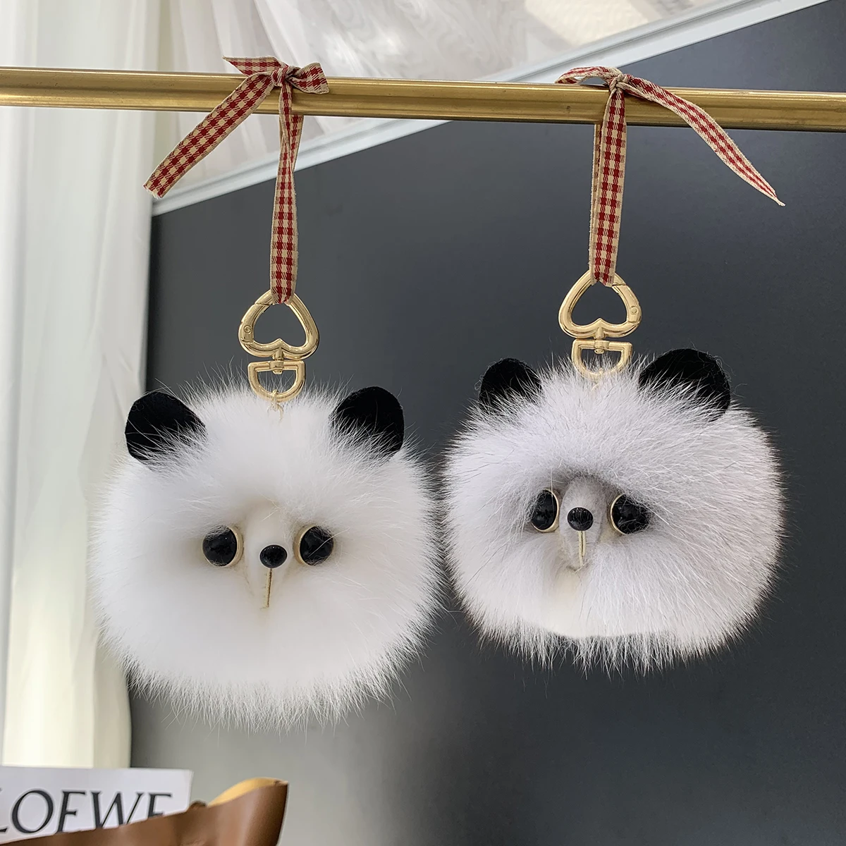 2024 echte Fuchs Pelz Schlüssel bund natürliche Plüsch Pom-Pom Ball Frauen tasche Anhänger Luxus Auto Schlüssel ring Metall Anhänger niedlichen Katze Mädchen Geschenk – Detail 2