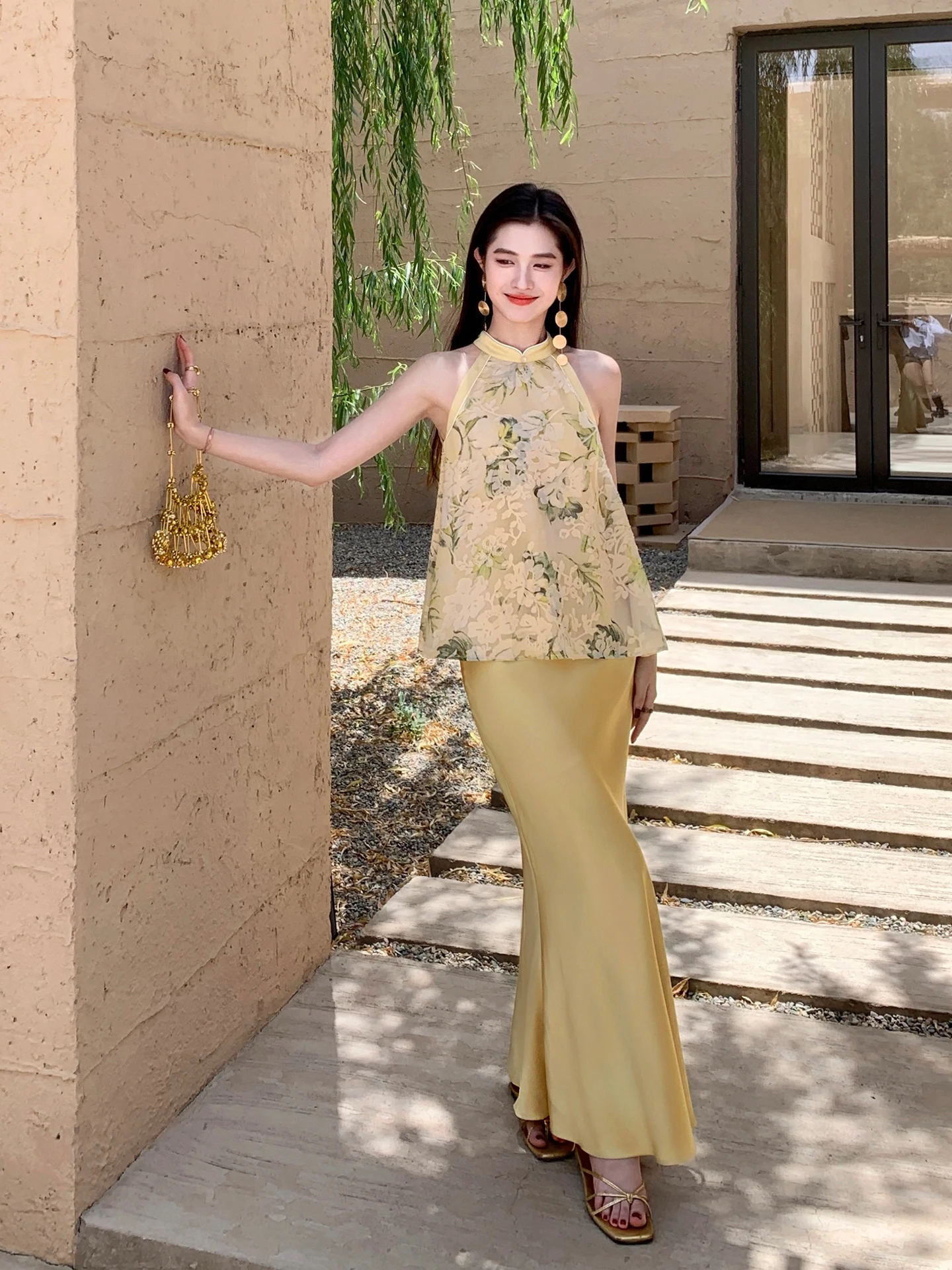 Lingxian Zhihe Chinese Style Velvet Burned Flower Neck Hanging Top Summer Satin Tailored Skirt Set Women's Fashion Ensemble