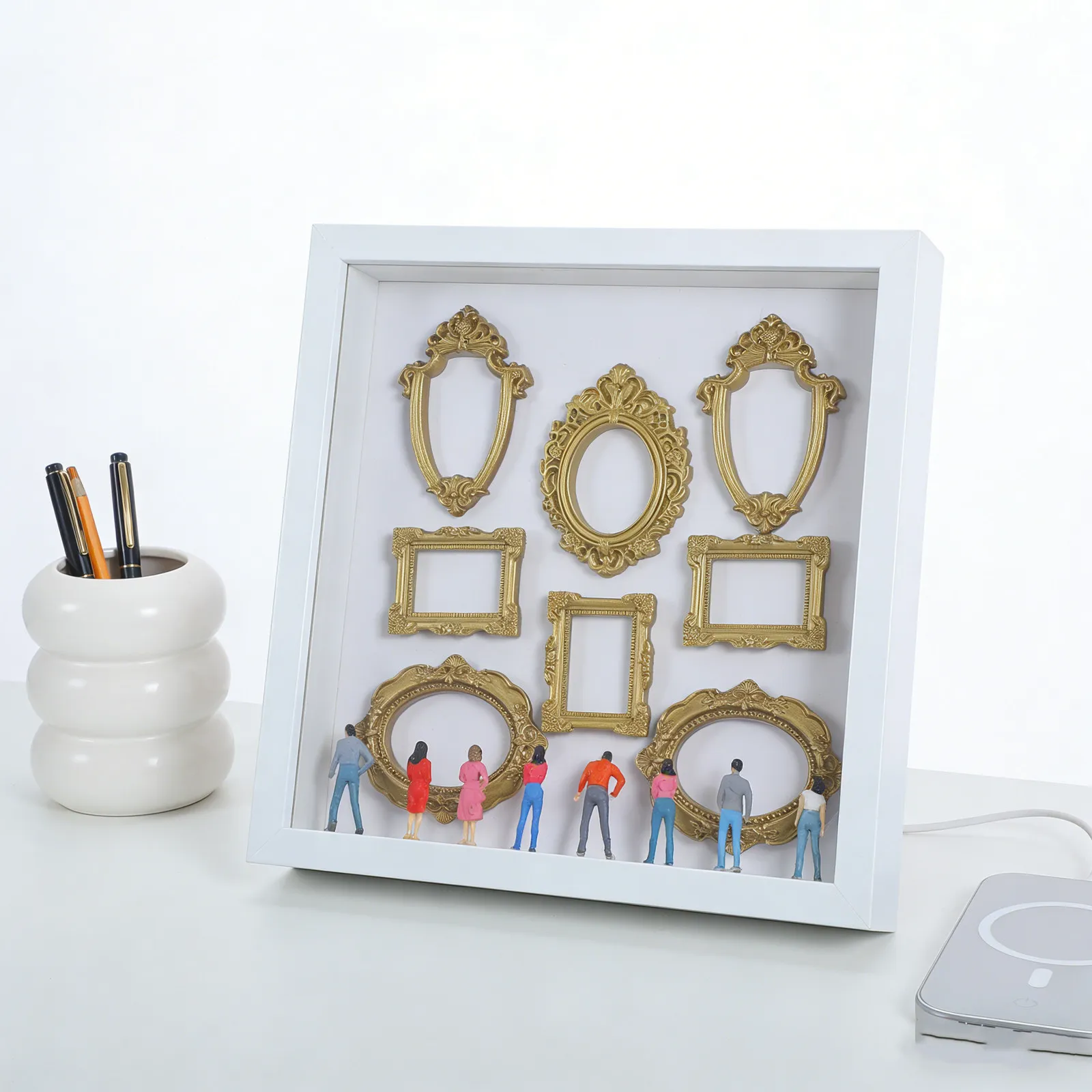 

DIY Silhouette Box Set Golden Wooden Display Photo Frame Micro Shadow Box Kit for Memory Display Small Photo Frames