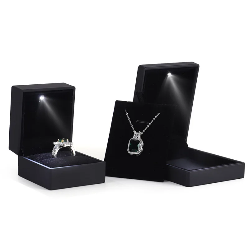 

1Pc Pendant Box with LED Light Jewelry Case Square Shaped Box Velvet Jewelry Gift Boxes LED Necklace Box for Engagement Proposal