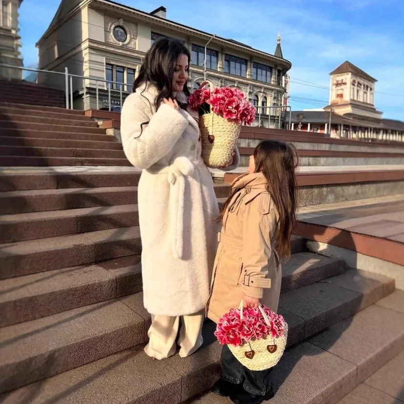 Abrigo largo de piel sintética con cordones para mujer, chaqueta de piel Artificial gruesa y cálida con cintura ceñida para mujer, abrigo peludo ajustado para invierno