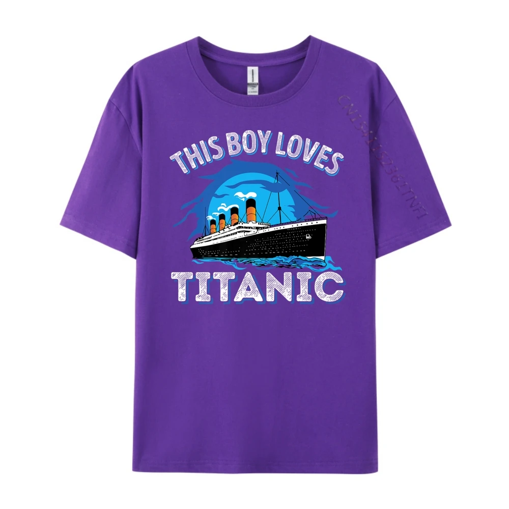 هذا الصبي يحب Rms Titanic مجرد صبي يحب قمصان تيتانيك جرافيك تي شيرت مخصص تي شيرت المهوس Camiseta