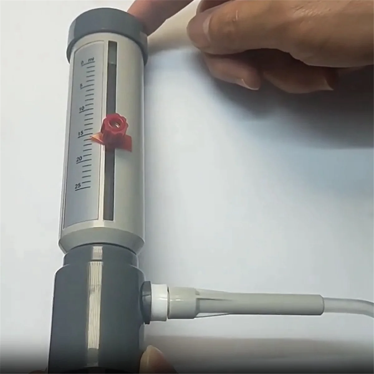 

B59ALab Bottle Top Dispenser Economic Semi-Automatic Liquid Dispenser Sleeve Type 5-25 Ml Adjustable Liquid Adder