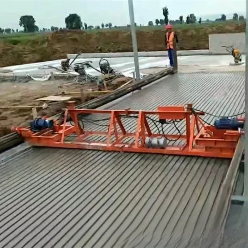 Cattle farm grooving machine One-time forming Dairy farm engraving machine Track type automatic walking cutting machine