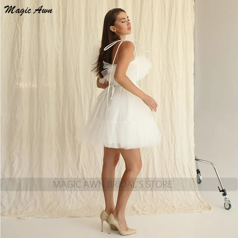 Magic Awn-vestidos de novia cortos con un hombro hinchado, minivestido bohemio con volantes y cordones en la espalda, vestidos de fiesta de boda, marfil