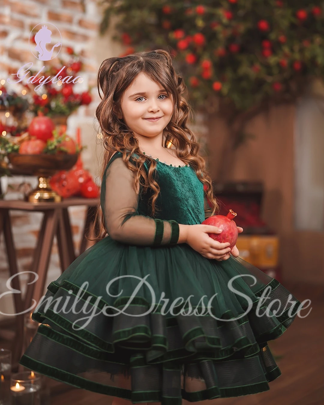 Vestido de flores de terciopelo verde personalizado para niña, hasta la rodilla vestido de boda, volantes de satén hinchados, cumpleaños de niños, vestido de baile de primera comunión