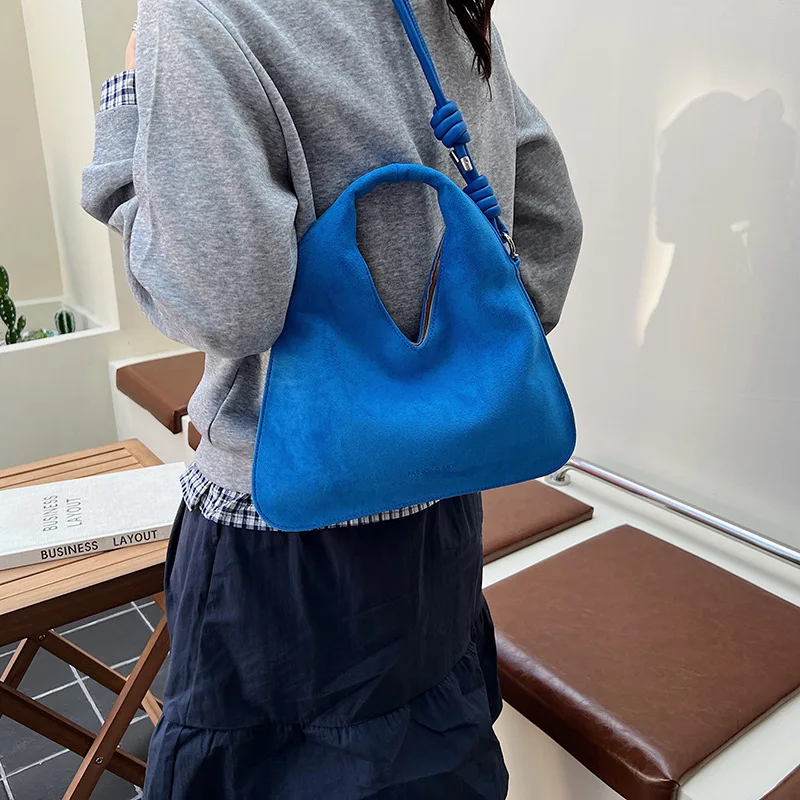 

Модная нишевая ручная сумка для пельменей в стиле ретро, Senior Sense of Hundred с иностранным газом, повседневные трендовые женские сумки через плечо через плечо