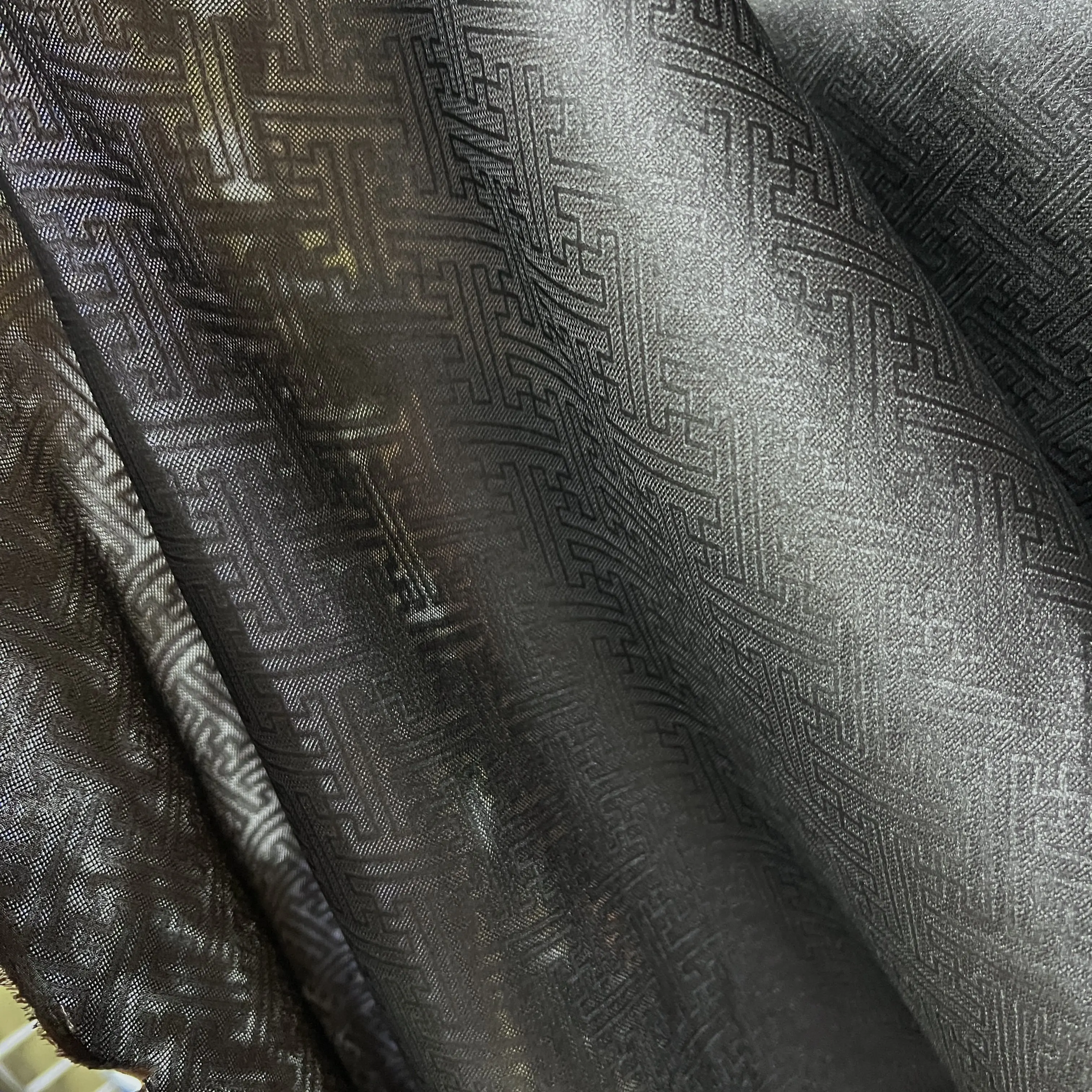 Swastika Pattern Silk Flower Luo Gambiered Guangdong Silk Cloth Silk Chinese Suit Young Version Fragrant Cloud Yarn Fabric Black