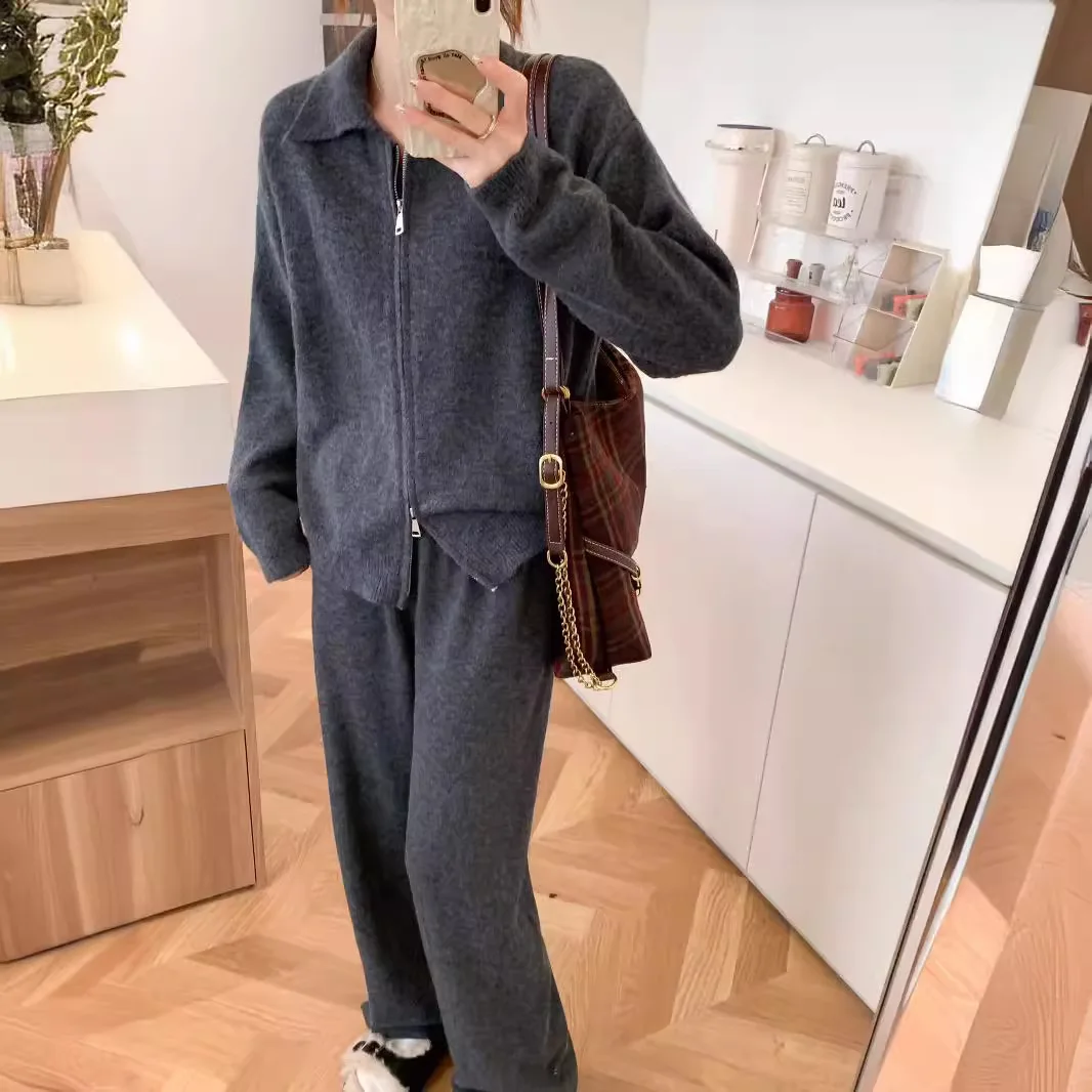 

Корейский стиль, ленивый стиль, свитер с лацканами, костюм на осень и зиму, новые свободные вязаные широкие брюки на молнии, комплект из двух предметов для женщин