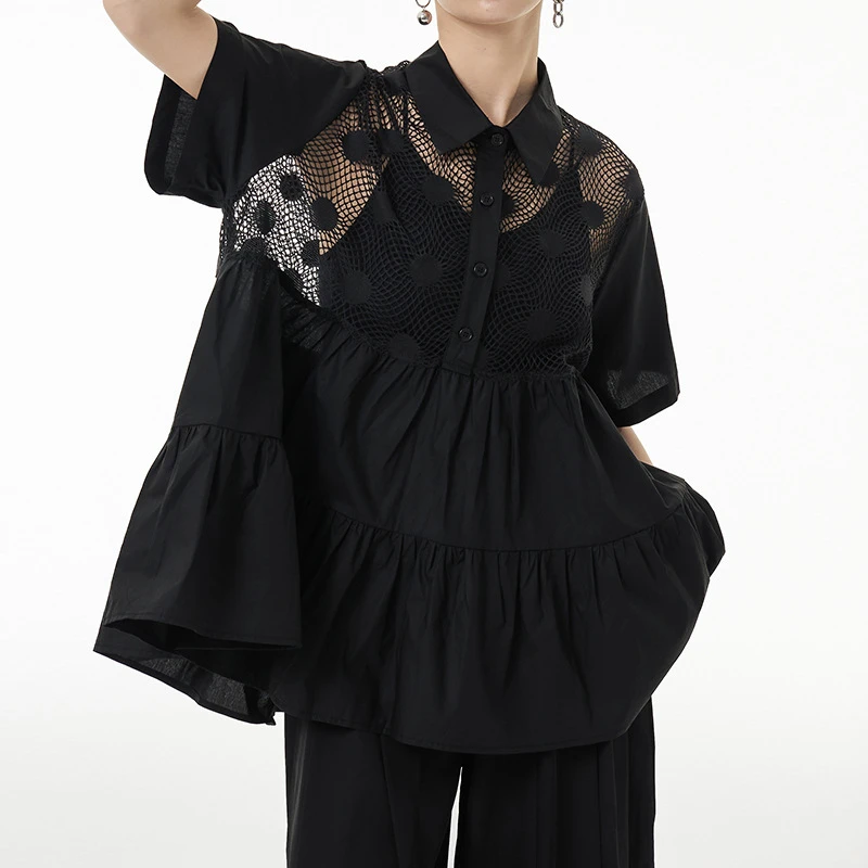 Blusa de costura de renda oca estilo preto feminina, camisa de manga curta, nicho fino e solto, linha A elegante, verão, 2023