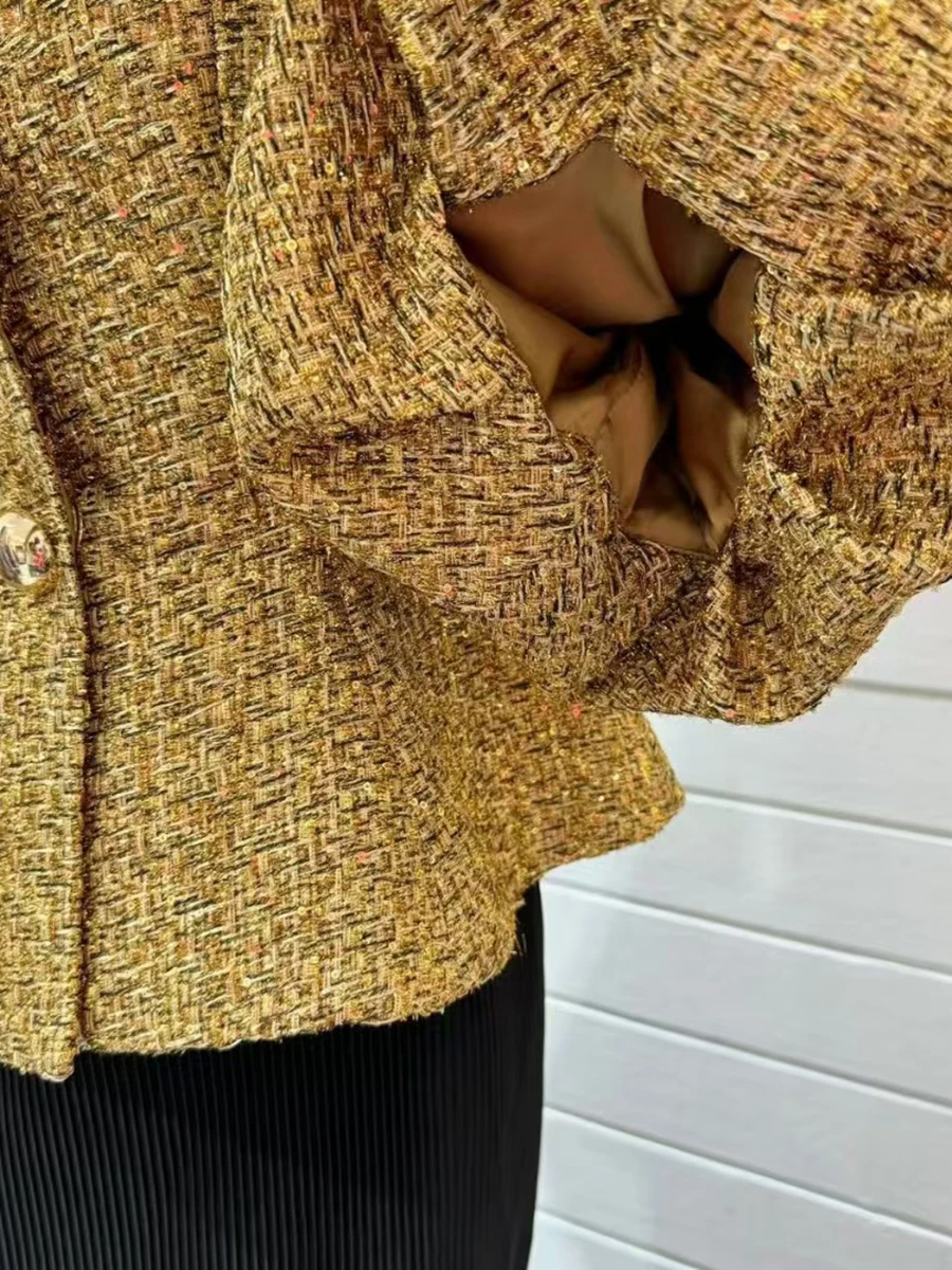 TWOTWINSTYLE Solid Slimming Temperament Coats For Women Round Neck Lantern Sleeve Tunic Patchwork Single Breast Jacket Female