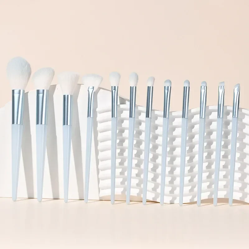 12-Piece Detailing Brush Set for Models and Miniatures - Soft Bristles for Dust-Free Cleaning and Precise Coloring tool