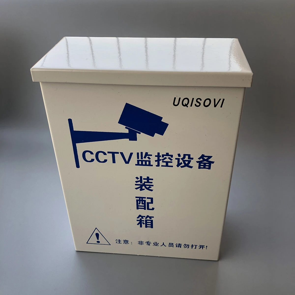 

UQISOVI Outdoor Waterproof Power Distributing Boxes for CCTV Surveillance Camera Central Power Supply Iron Rainproof Metal Box