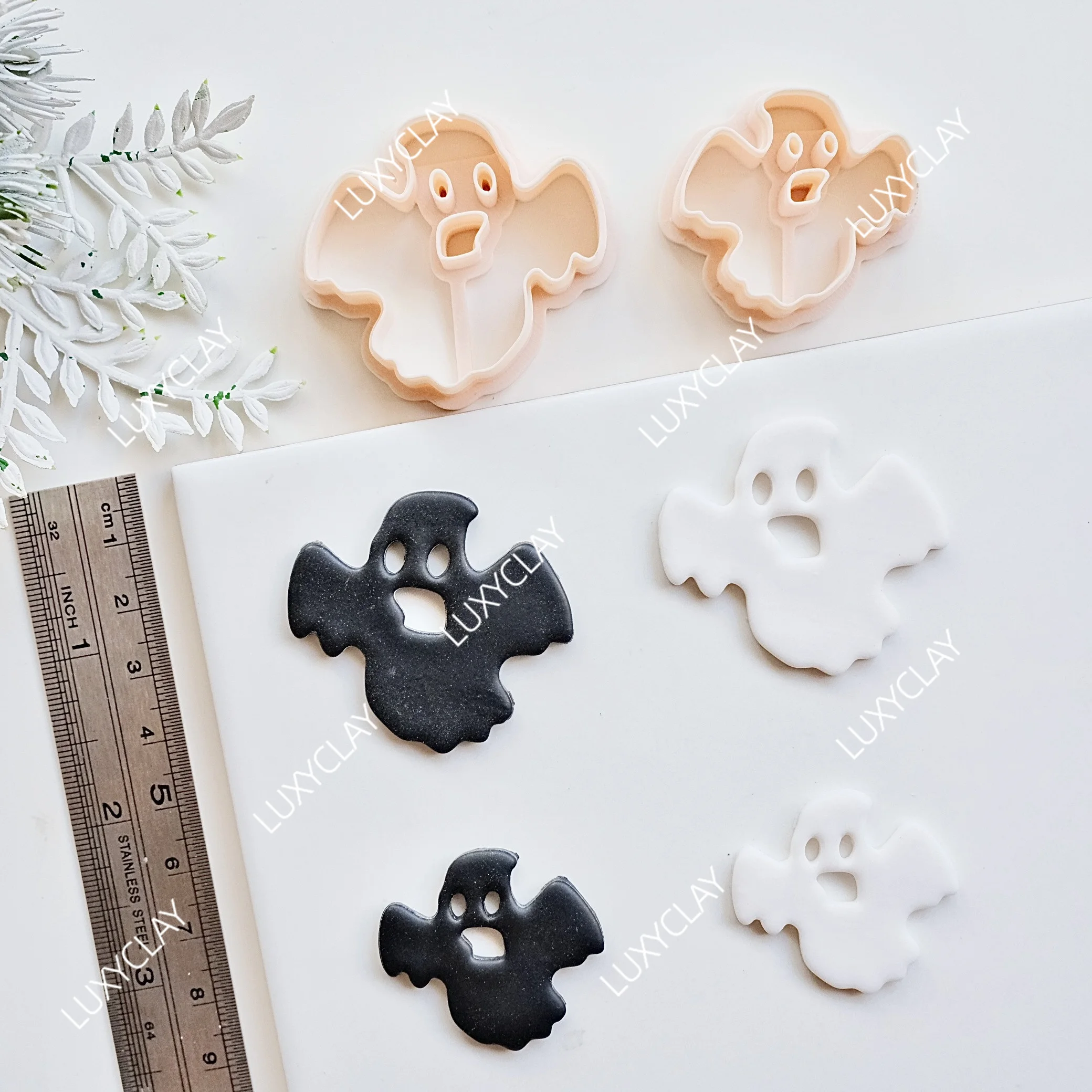 Embossed Ghost Shape Polymer Clay Earring Cutters, Halloween Themed Polymer Clay Cutters for Jewelry Pendant Necklace Making