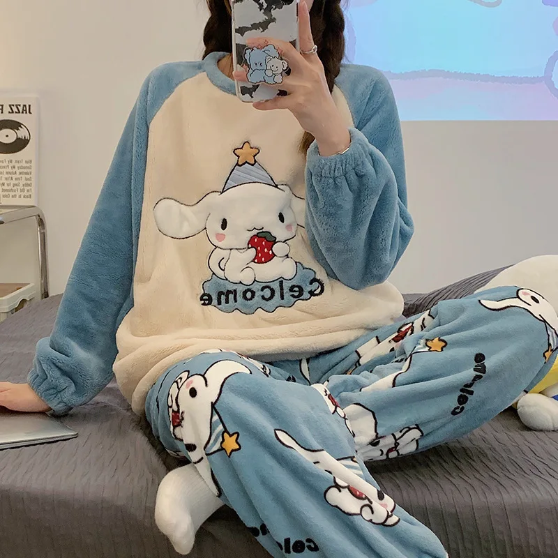 

Sanrio Women Pajamas Hello Kitty Cinnamoroll Sleepwear Warm Homewear Cartoon Flannel Suit Wholesale Gift Autumn Winter Clothes