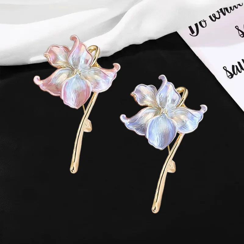 Retro Noble Temperament Water Lily Brooch Artistic Cheongsam Anti Glare Pin Three-dimensional Floral Suit Decoration Accessory