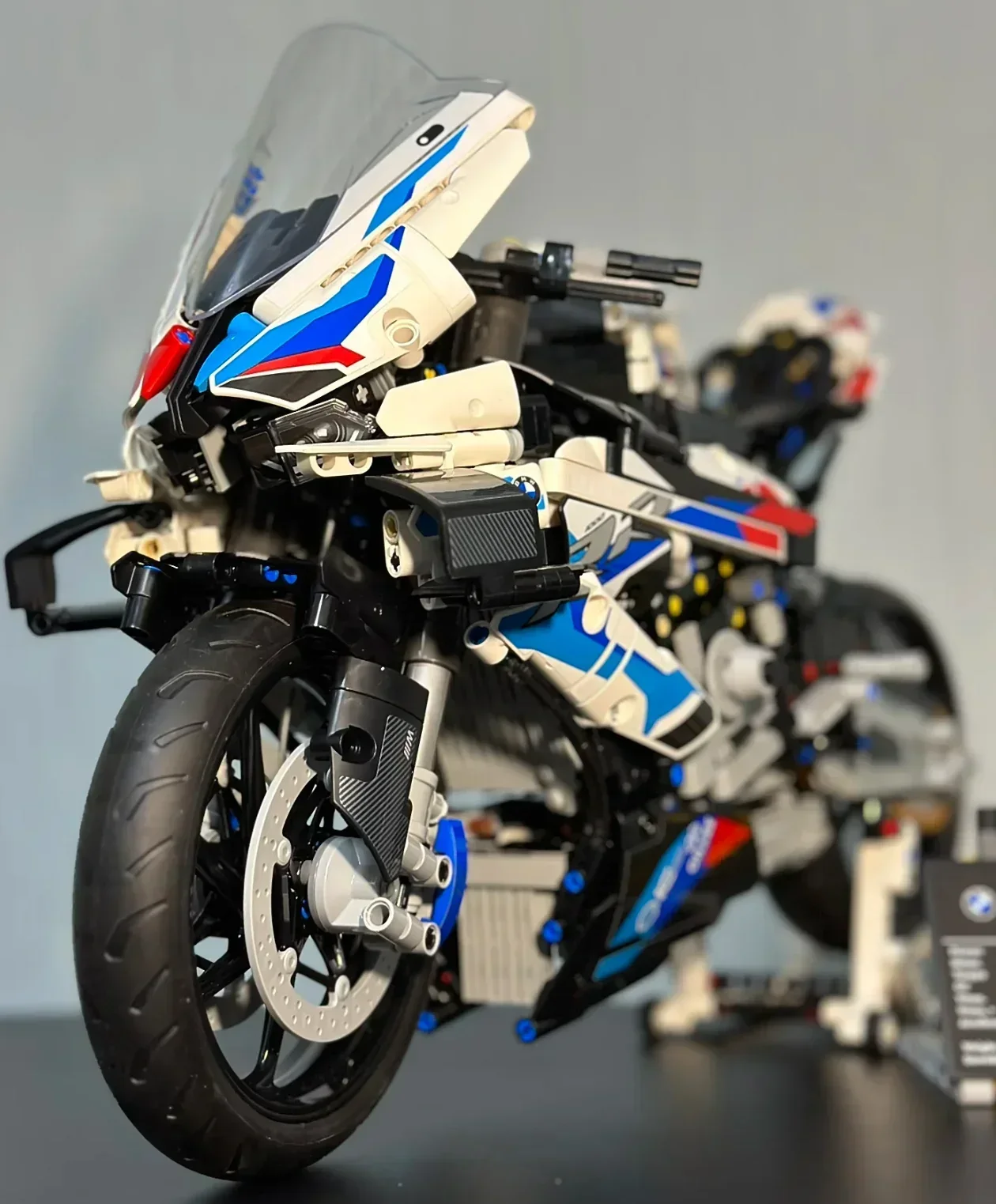 1920pcs การวิเคราะห์รถจักรยานยนต์ moc M1000RR รุ่นรถแข่งรถ 42130 Building Block มอเตอร์ไซด์อิฐของเล่นสําหรับแฟนของขวัญ