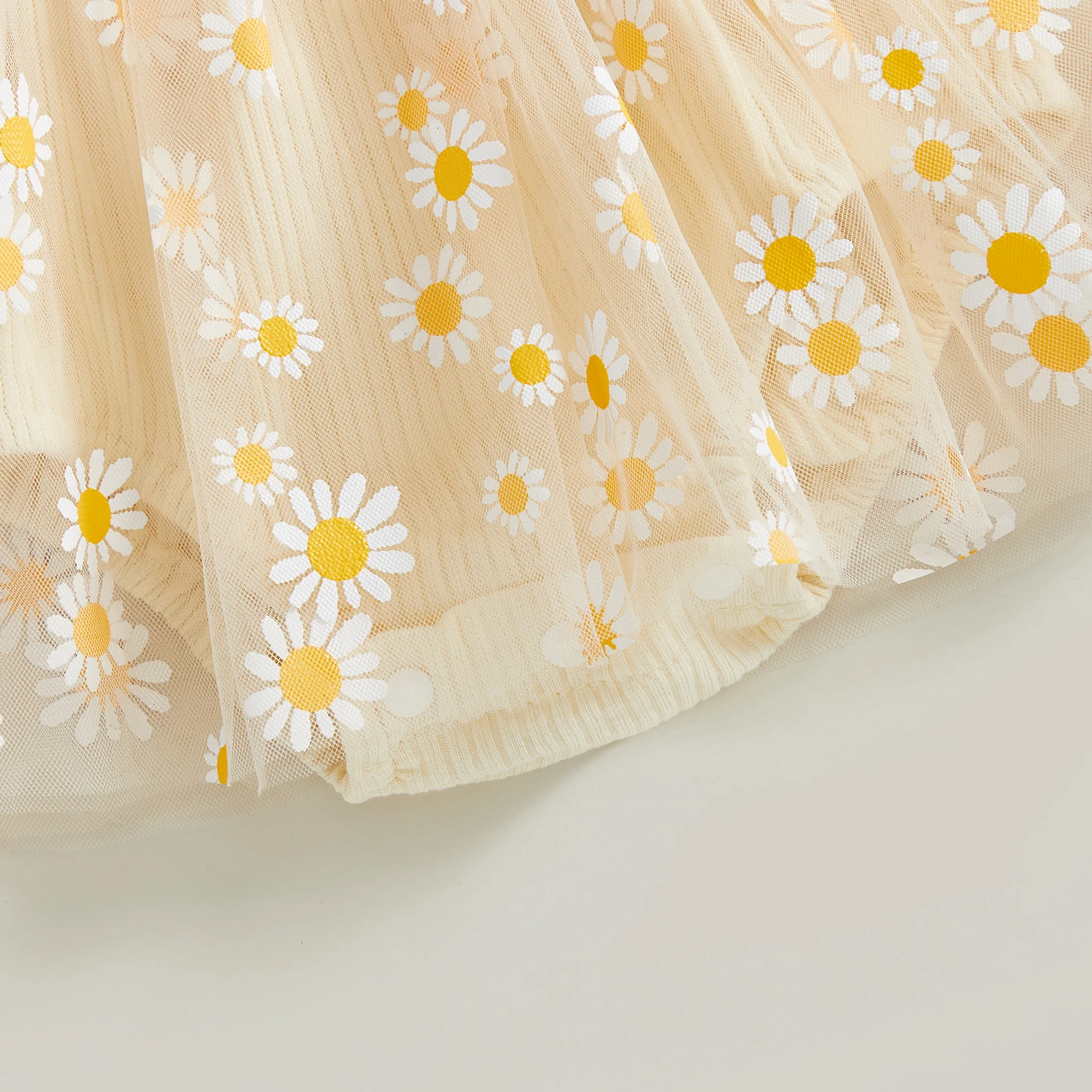 

Tregren Newborn Baby Girls Rompers Dress Daisy Embroidery Tie-Up Straps Sleeveless Infant Bodysuits Jumpsuits with Headband Sets