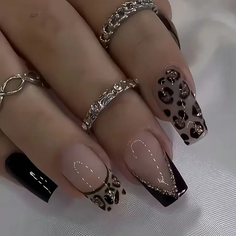 24 piezas de uñas postizas estilo Y2K con graffiti y lunares, diseño de ballet, rayas, estampado de leopardo, uñas postizas azules, para chicas atrevidas 4