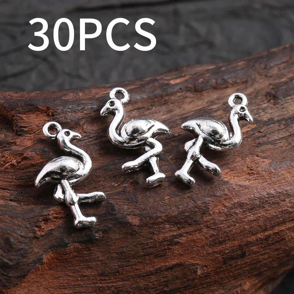 30 dijes tridimensionales hechos a mano con forma de flamenco, con diseños dinámicos y vívidos, vienen con un lazo colgante integrado en la parte superior para fácil colocación y combinación, se pueden usar para hacer pulseras, collares, llaveros y dijes para bolsos, ideales para manualidades de estilo tropical y decoraciones de regalo.